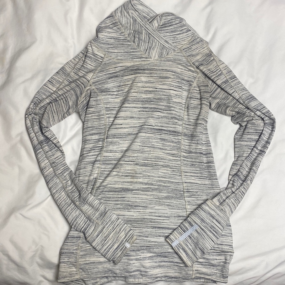 Lululemon hoodie, size 6, like new